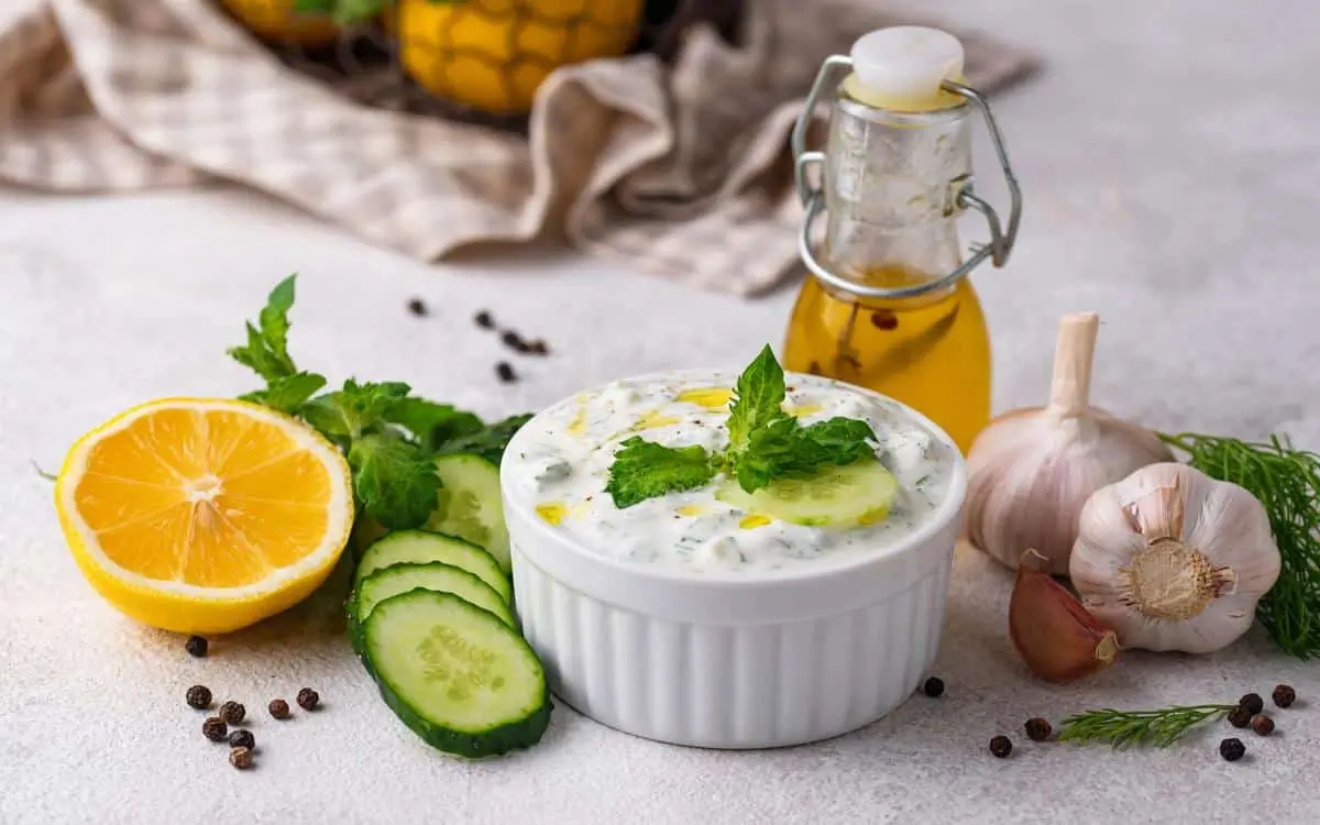 Tzatziki Recipe: The Ultimate Mediterranean Dip & How to Nail It